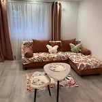 Apartment Lad Petite Maison