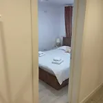 Lad Petite Maison * Craiova