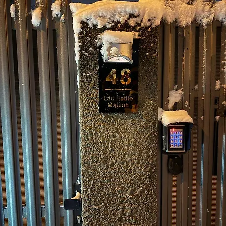 Apartment Lad Petite Maison