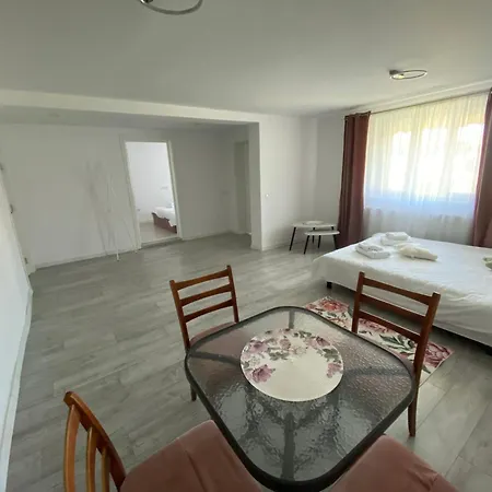 Lad Petite Maison Craiova