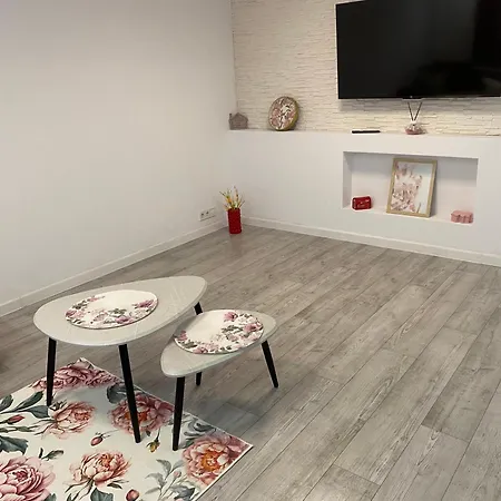 Lad Petite Maison Craiova