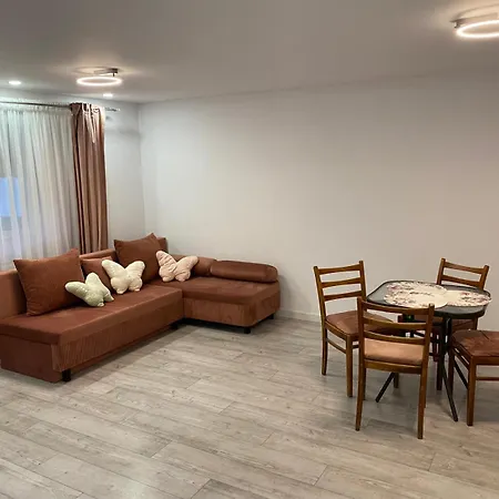 Апартамент Lad Petite Maison - Free Privat Parking - Крайова
