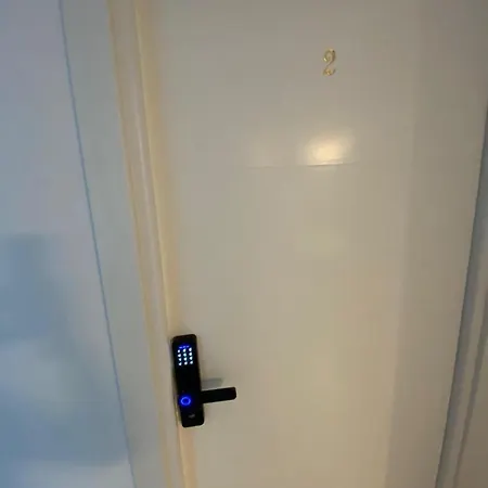 Lad Petite Maison - Free Privat Parking - Крайова