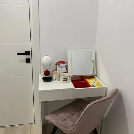 Lad Petite Maison - Free Privat Parking - Апартамент *