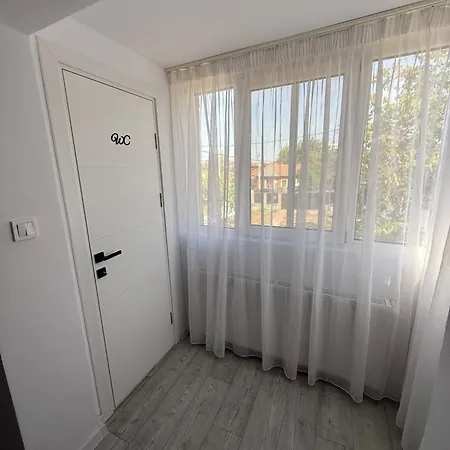 Апартамент Lad Petite Maison - Free Privat Parking -