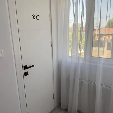 Lad Petite Maison - Free Privat Parking - *