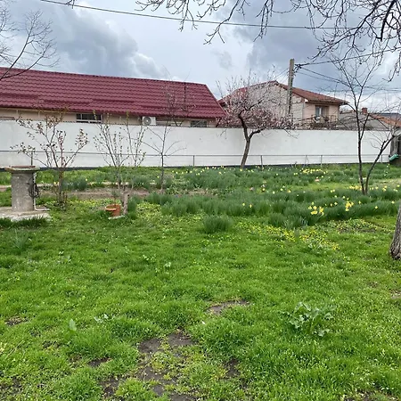 Lad Petite Maison - Free Privat Parking - Апартамент