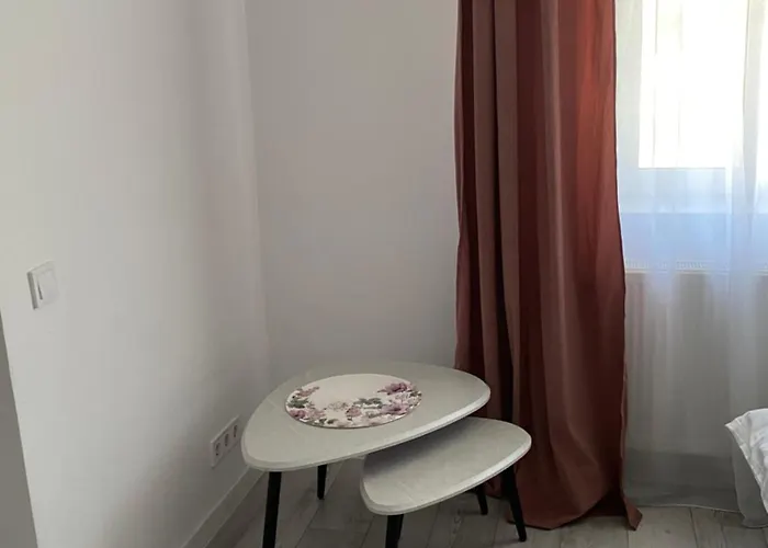 Lad Petite Maison Lägenhet Craiova